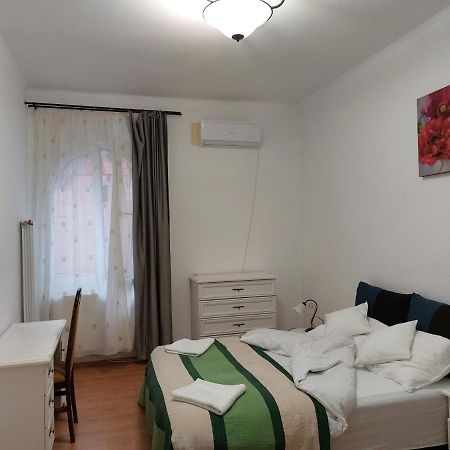 Valiapart Oradea Buitenkant foto